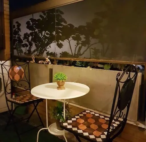 Minohouse Vatican View