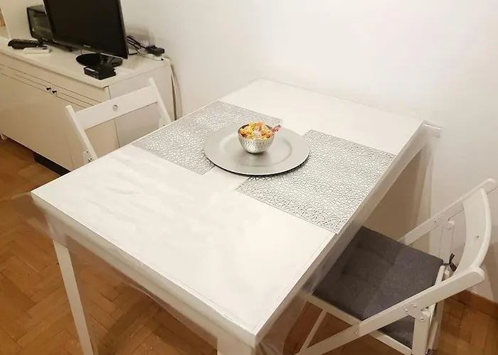 Minohouse Vatican View